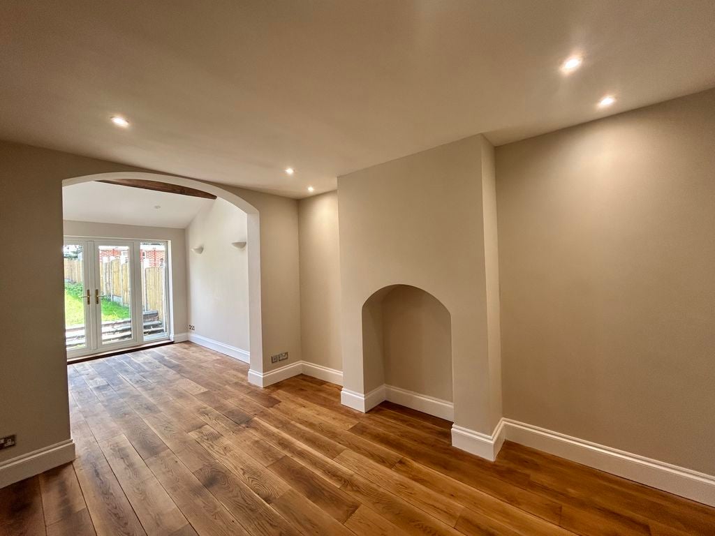 House Cedar Grove in Wolverhampton
