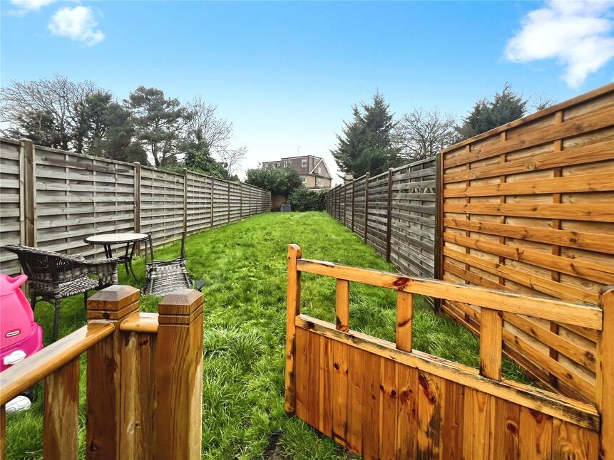 House Windmill Street in Hertsmere