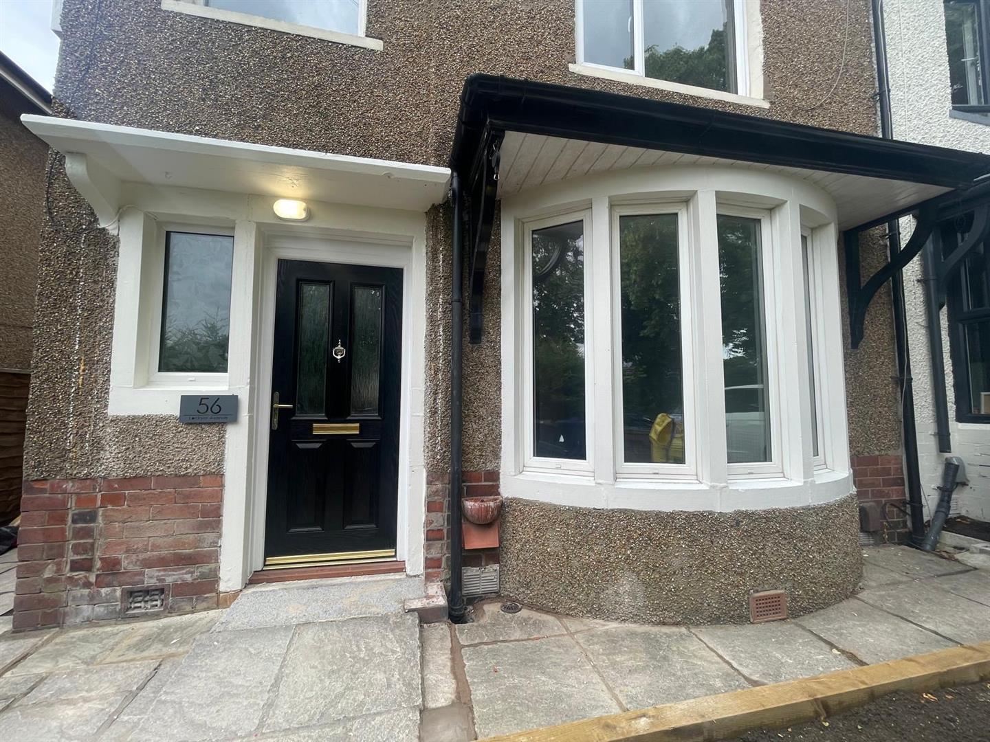 House Lockyer Avenue in Padiham
