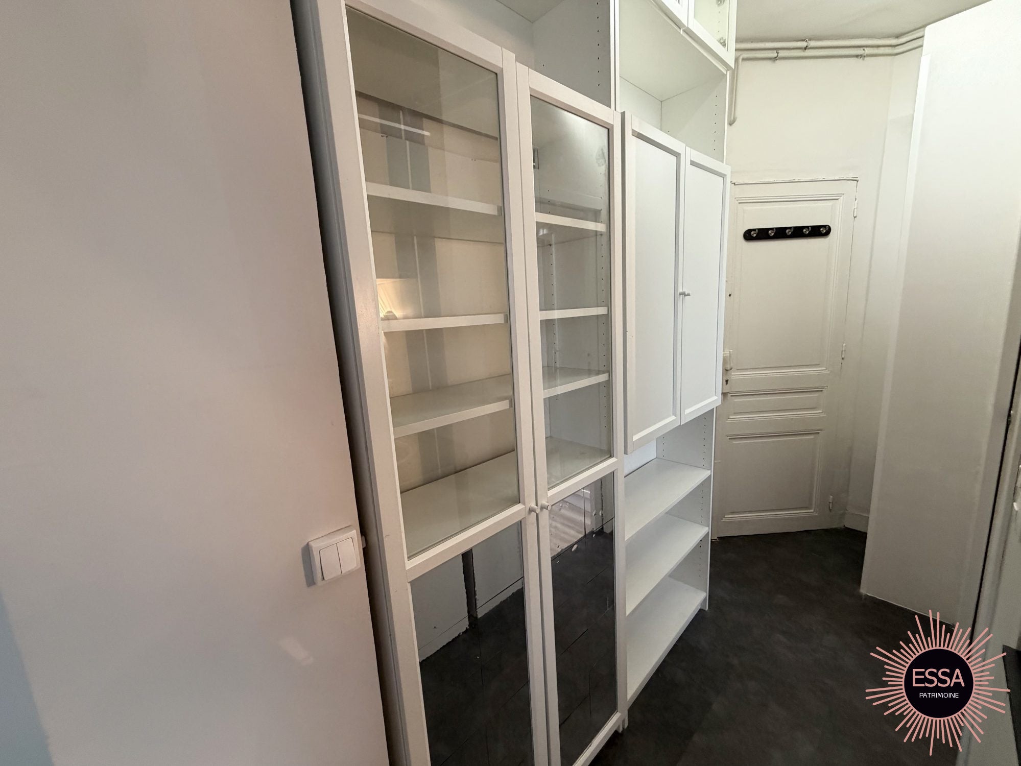Flat Rue des Prés aux Bois in Versailles