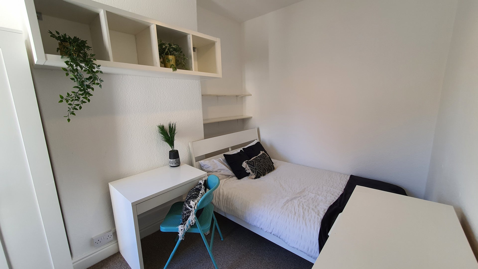 Room West Lorne Street in Chester