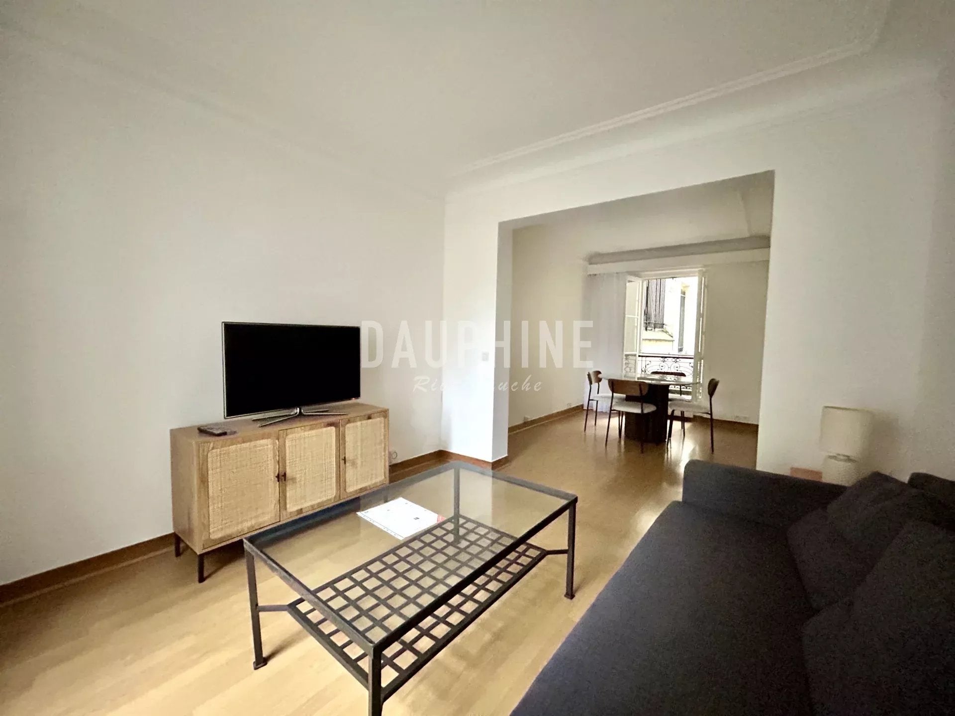 Flat Cité de Varenne in Paris