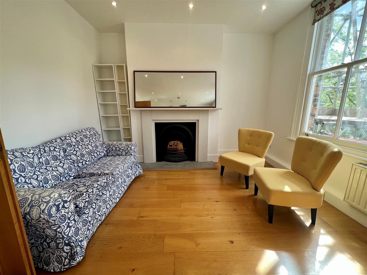 Flat Tufnell Park Road in Greater London