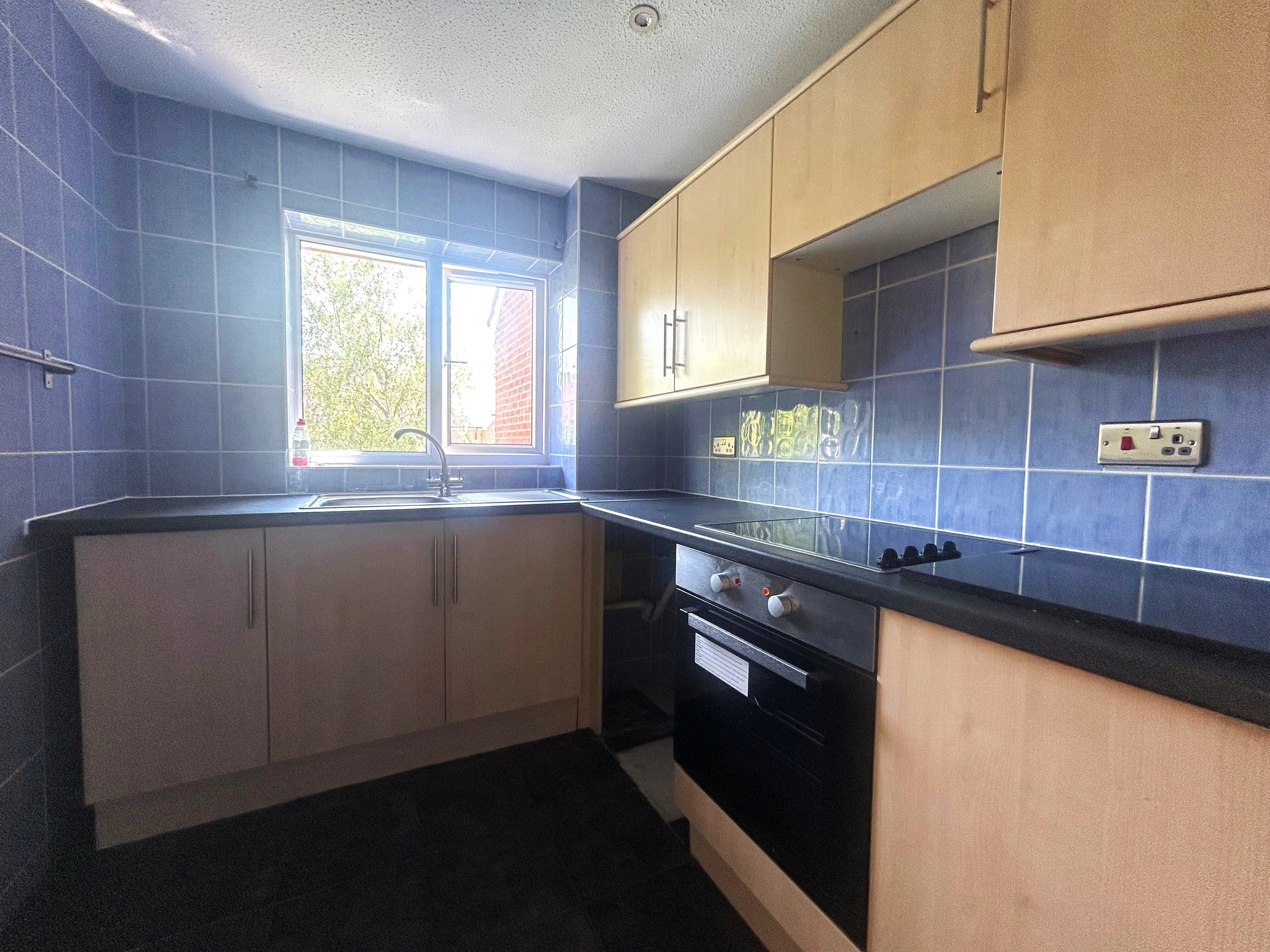 Flat Haysman Close in North Hertfordshire