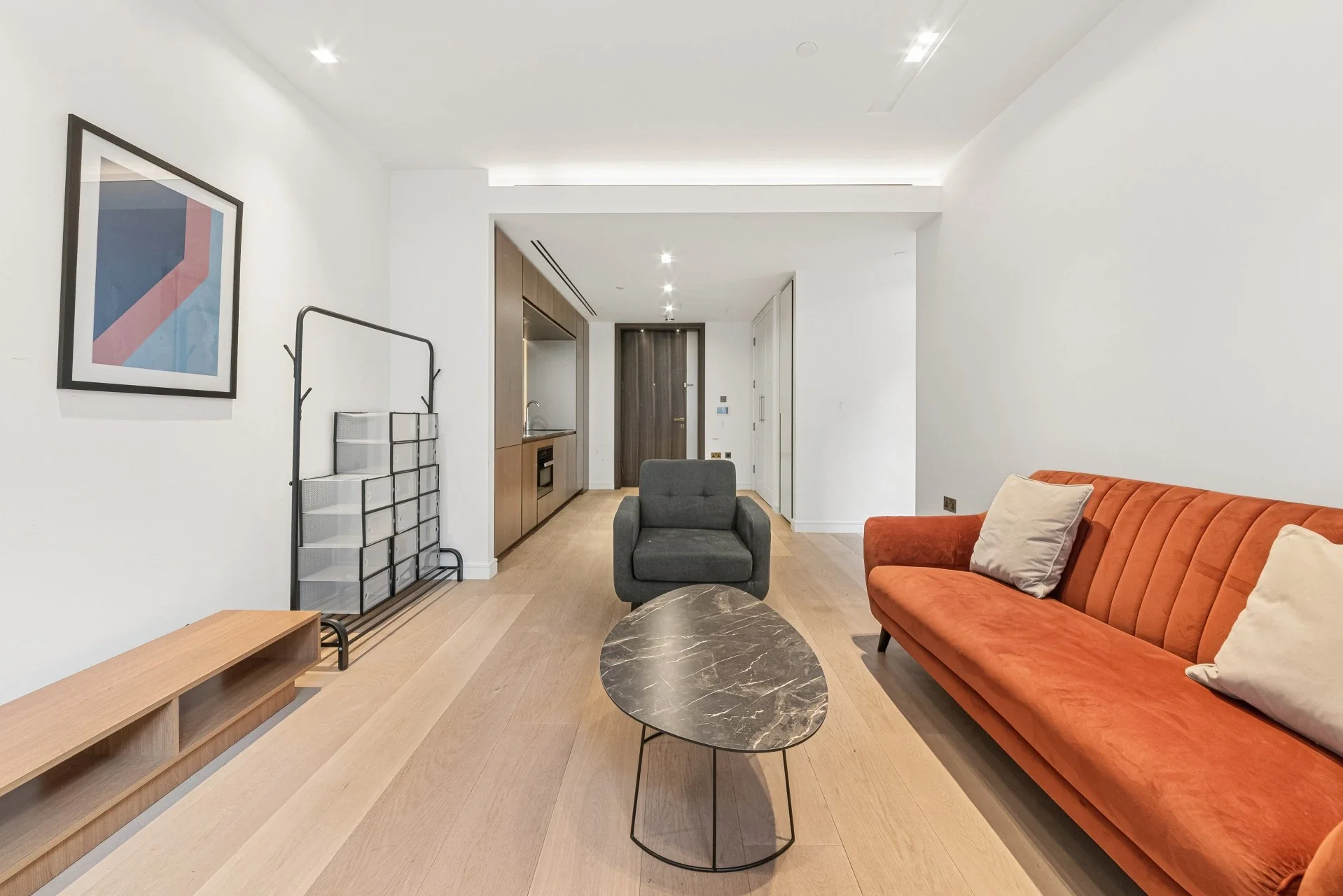 Flat Houghton Street in City of Westminster