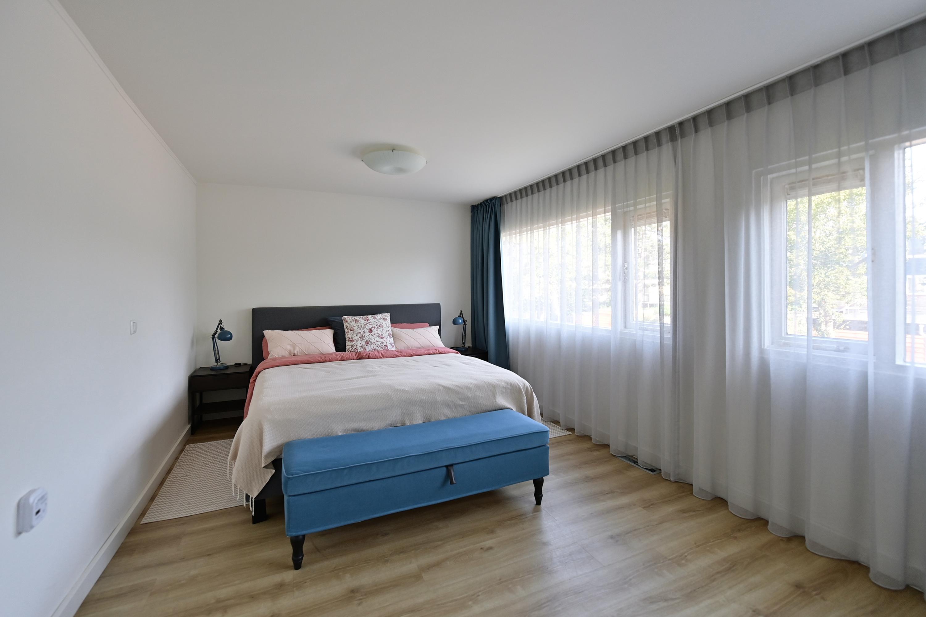 Tussenwoning te koop: Want 6, Huizen