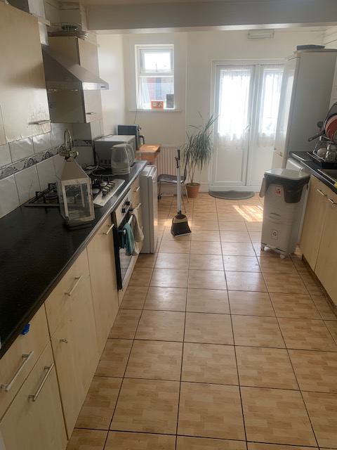 Room Belgrave Road in Greater London