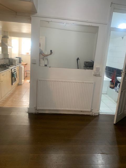 Room Belgrave Road in Greater London