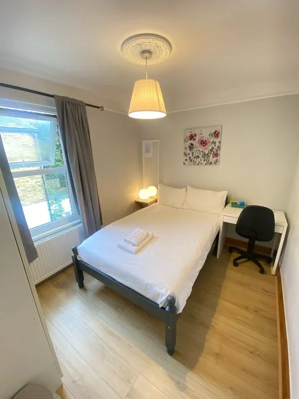 Flat Royal Street in Greater London