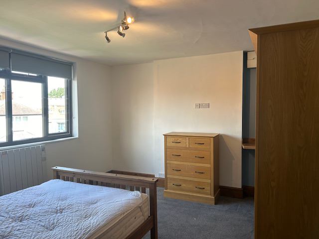 Room Limes Avenue in Melton