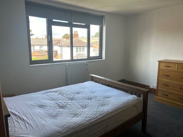 Room Limes Avenue in Melton
