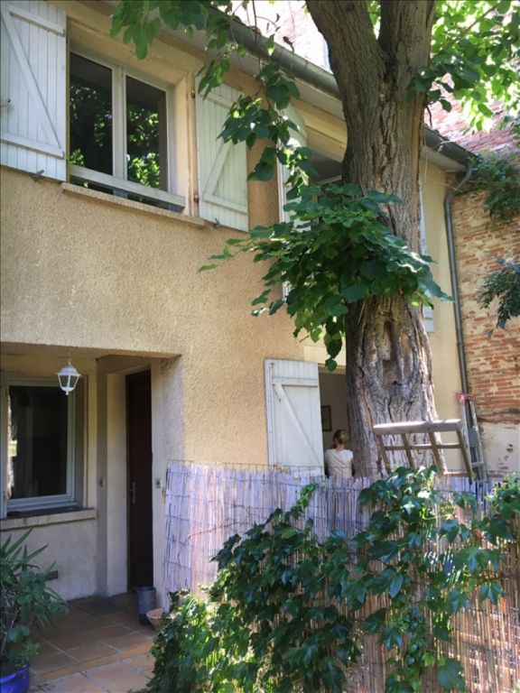 Flat Place Anatole France in Toulouse