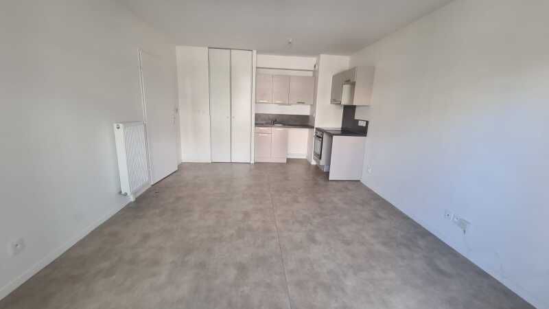 Flat Rue Jean Zay in Saint-Jean-de-Braye