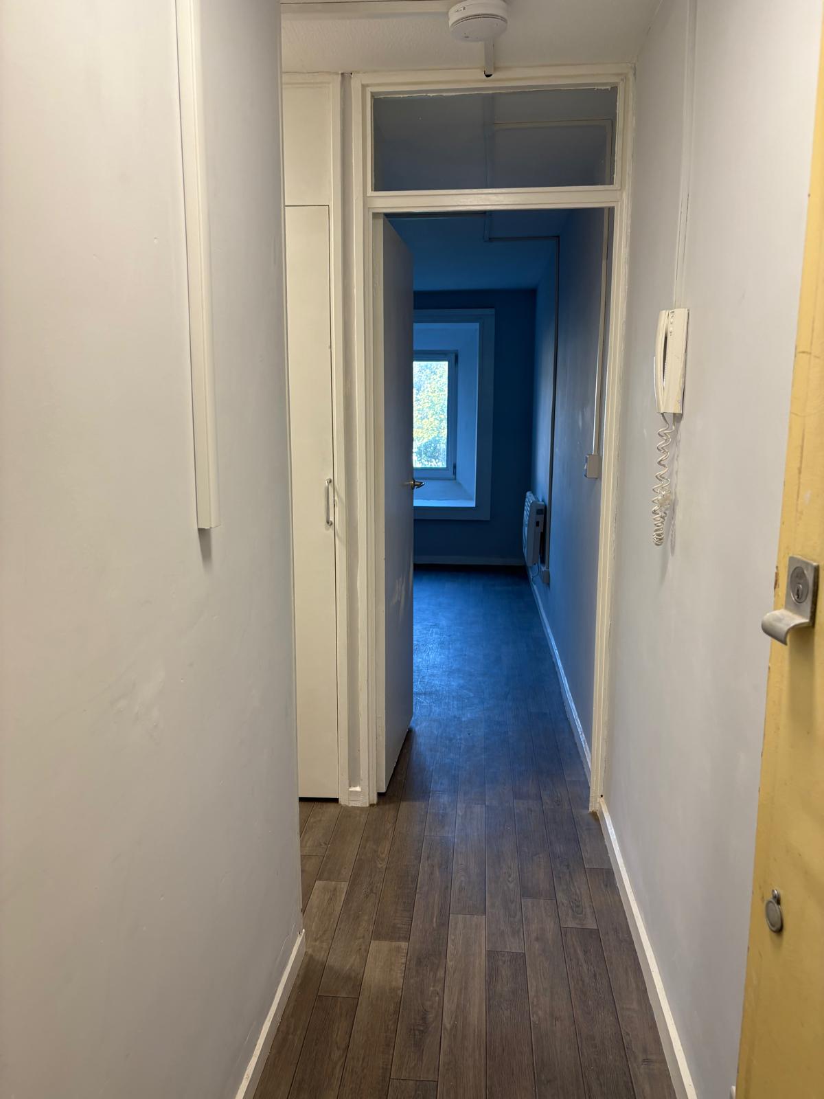 Flat Croyde Close in Leicester