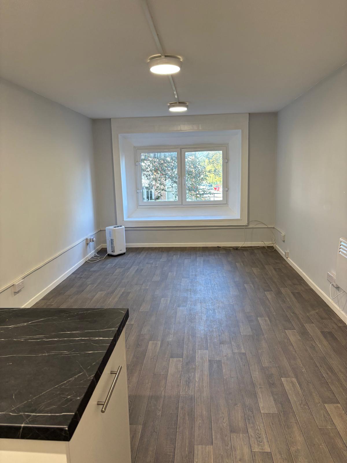 Flat Croyde Close in Leicester