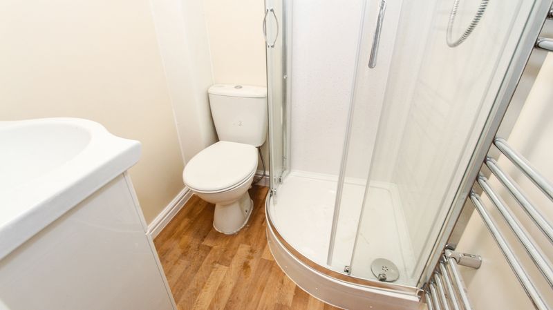 Flat Cricklewood Lane in Greater London