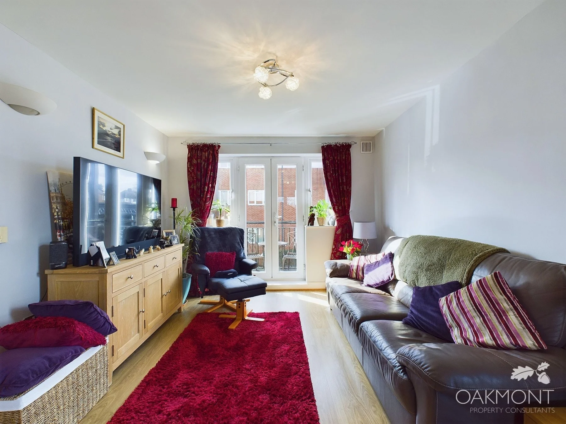 Flat Thomas Drive in Greater London