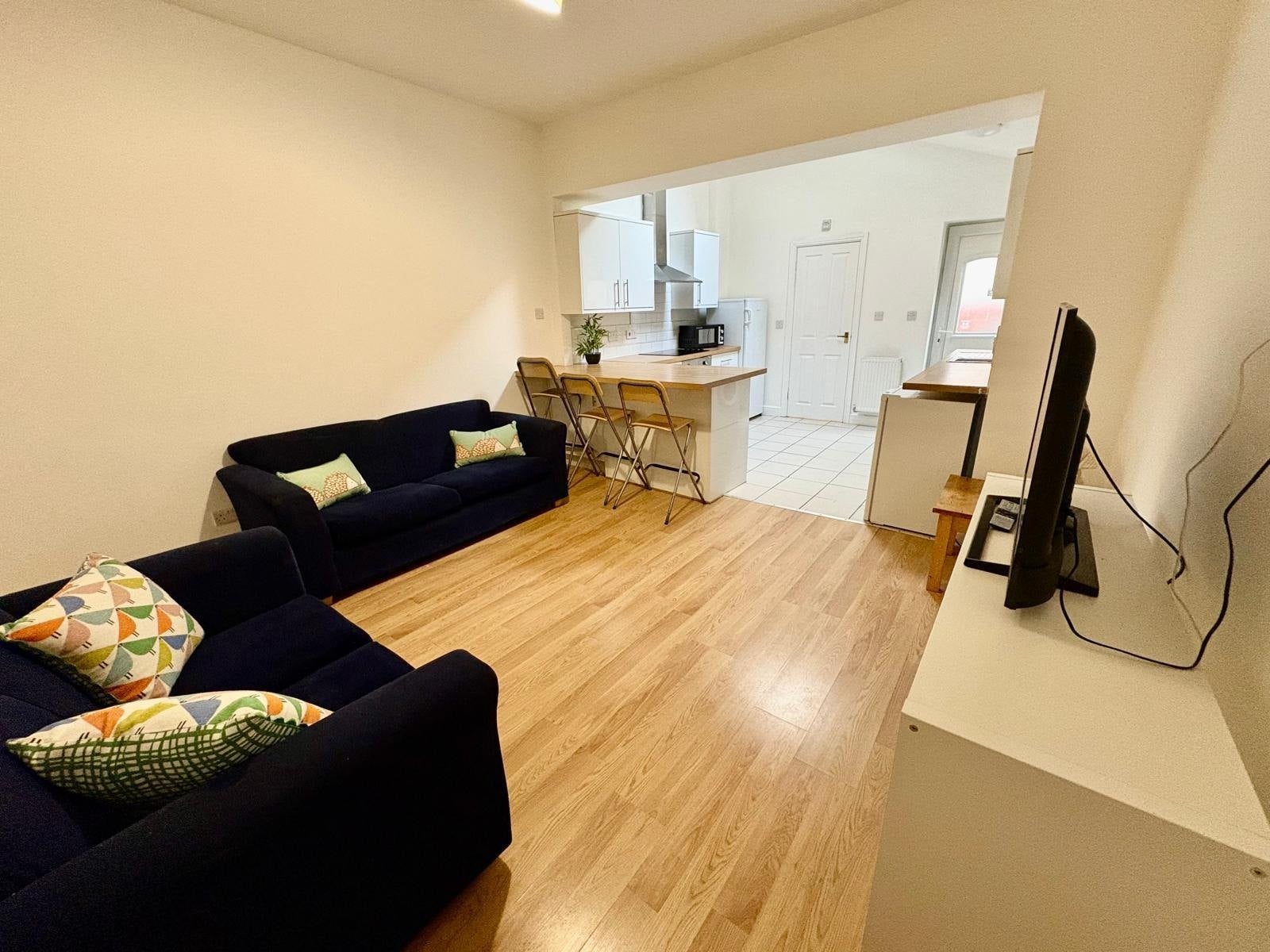Flat Ecclesall Road in Sheffield