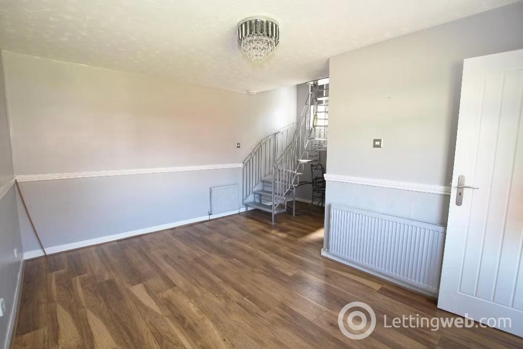 House Lindrick Drive in Glasgow