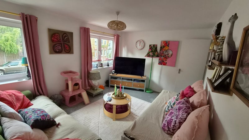 Room Pleydell Avenue in Greater London