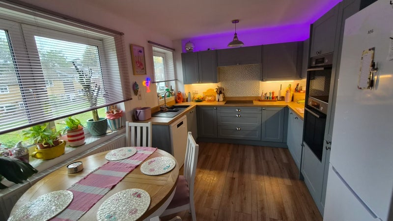 Room Pleydell Avenue in Greater London