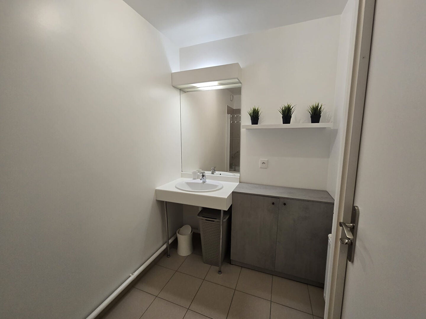 Appartement Place Léon Cassé à Corbeil-Essonnes