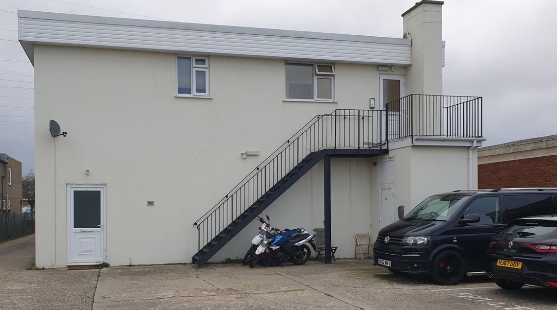 Flat Hatch Pond Road in Poole