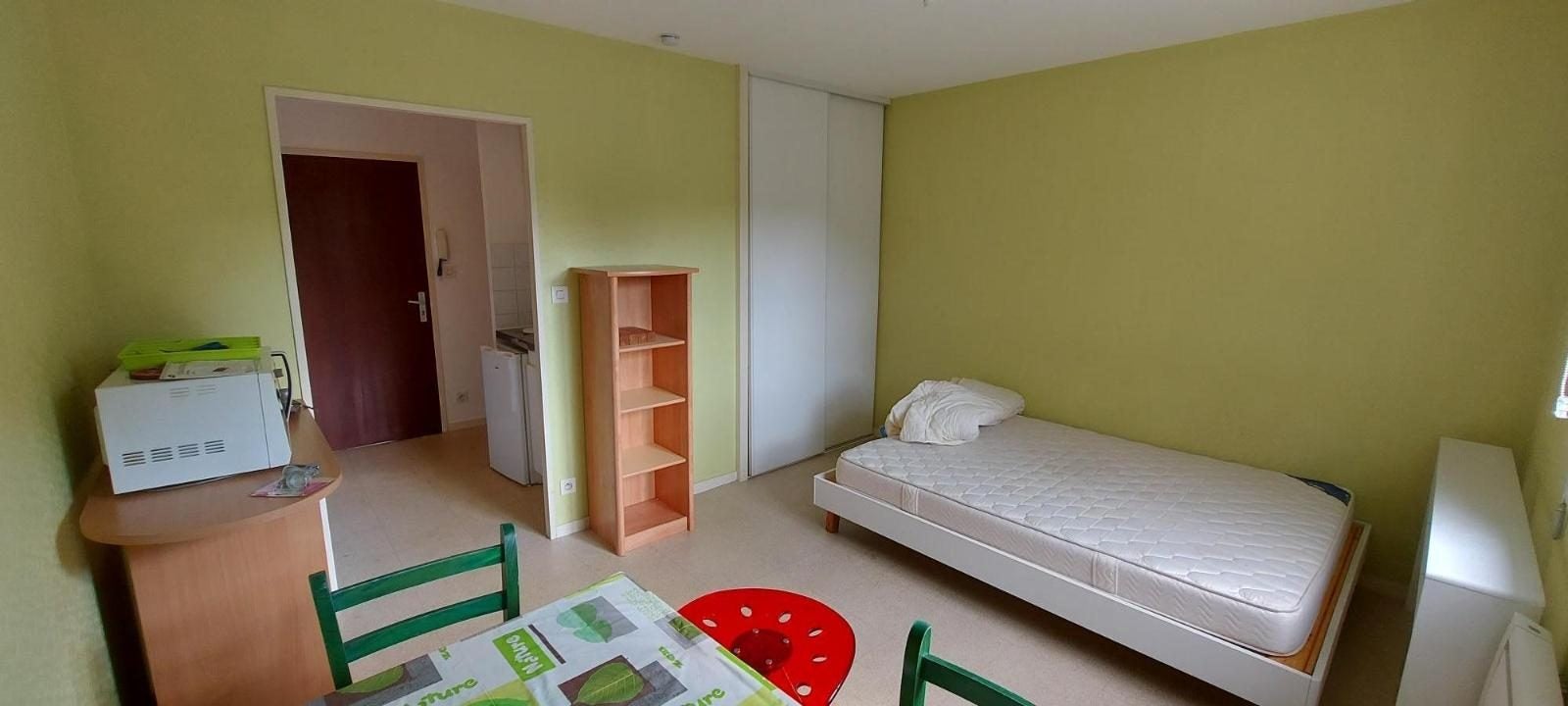 Room Boulevard Jacques Millot in Angers