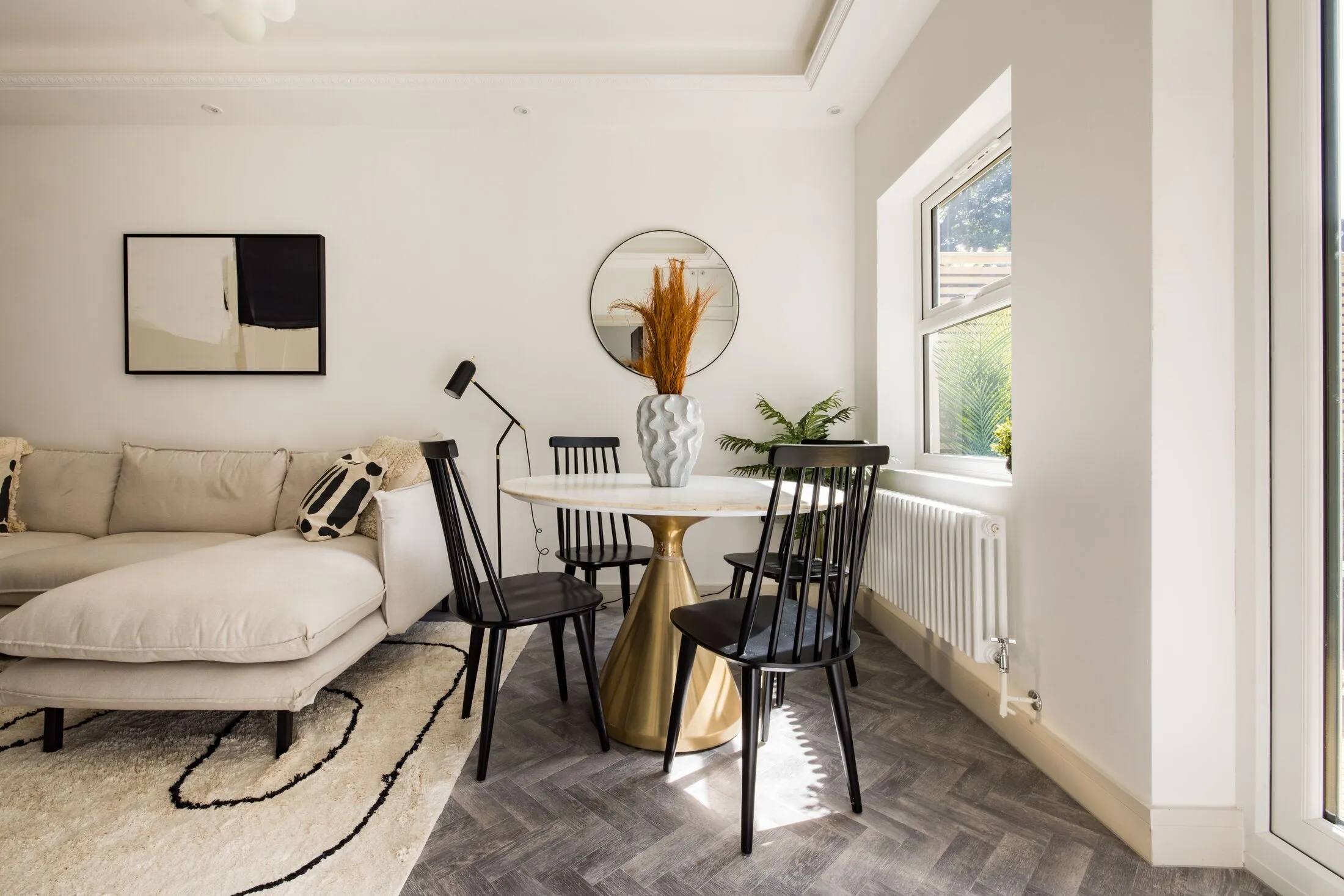 Flat Lavender Hill in Greater London