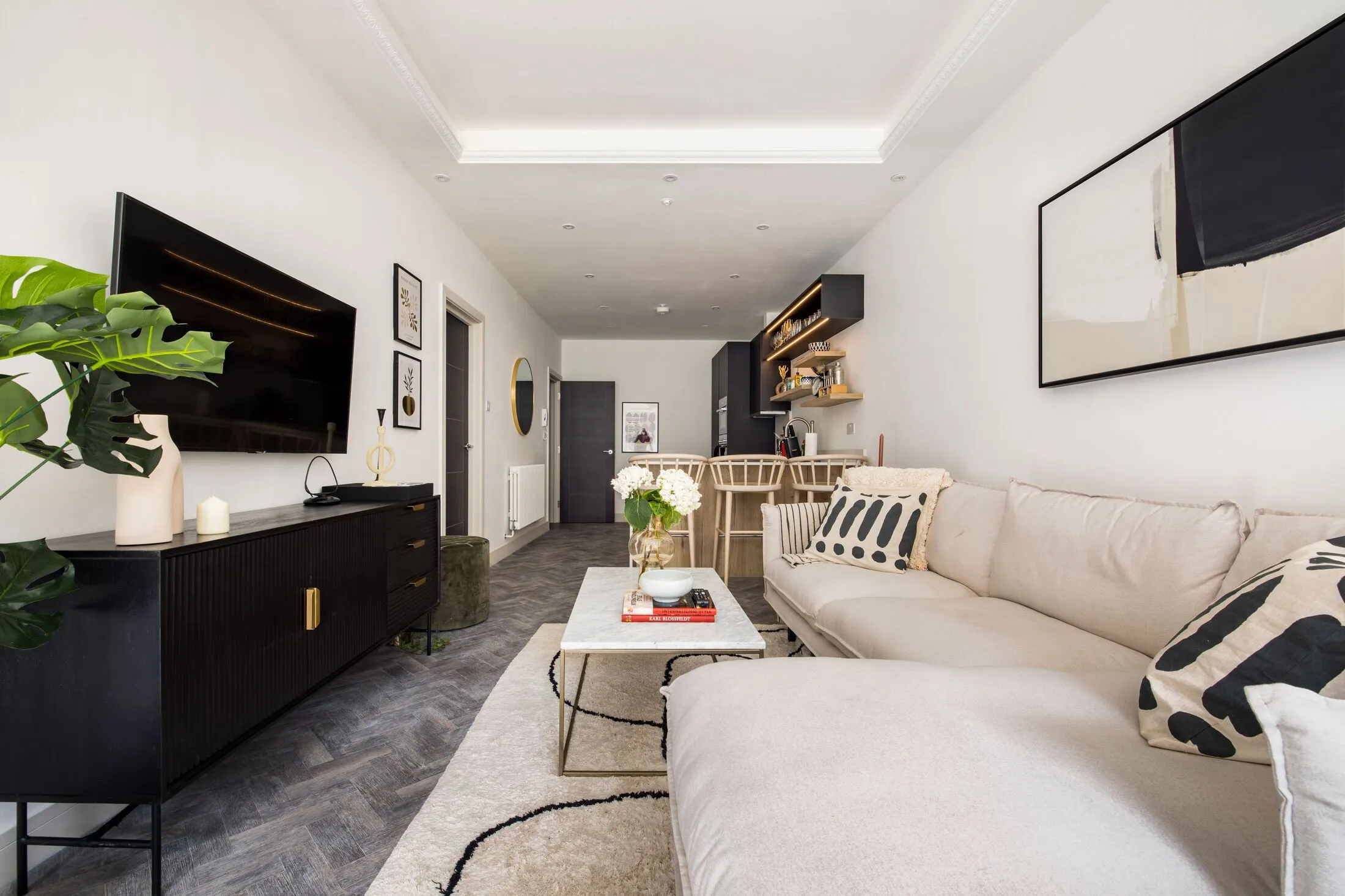 Flat Lavender Hill in Greater London