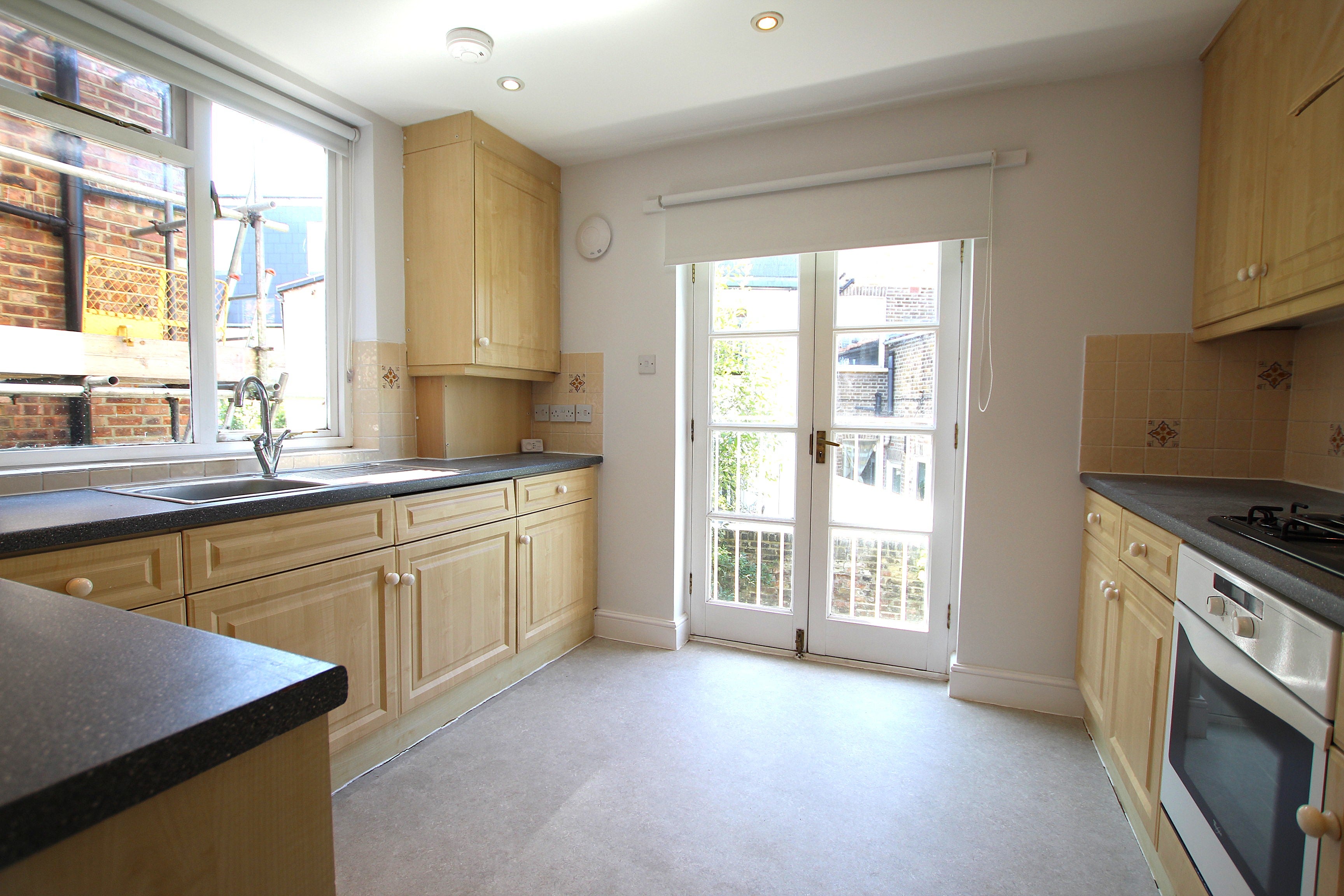 Flat Curwen Road in Greater London