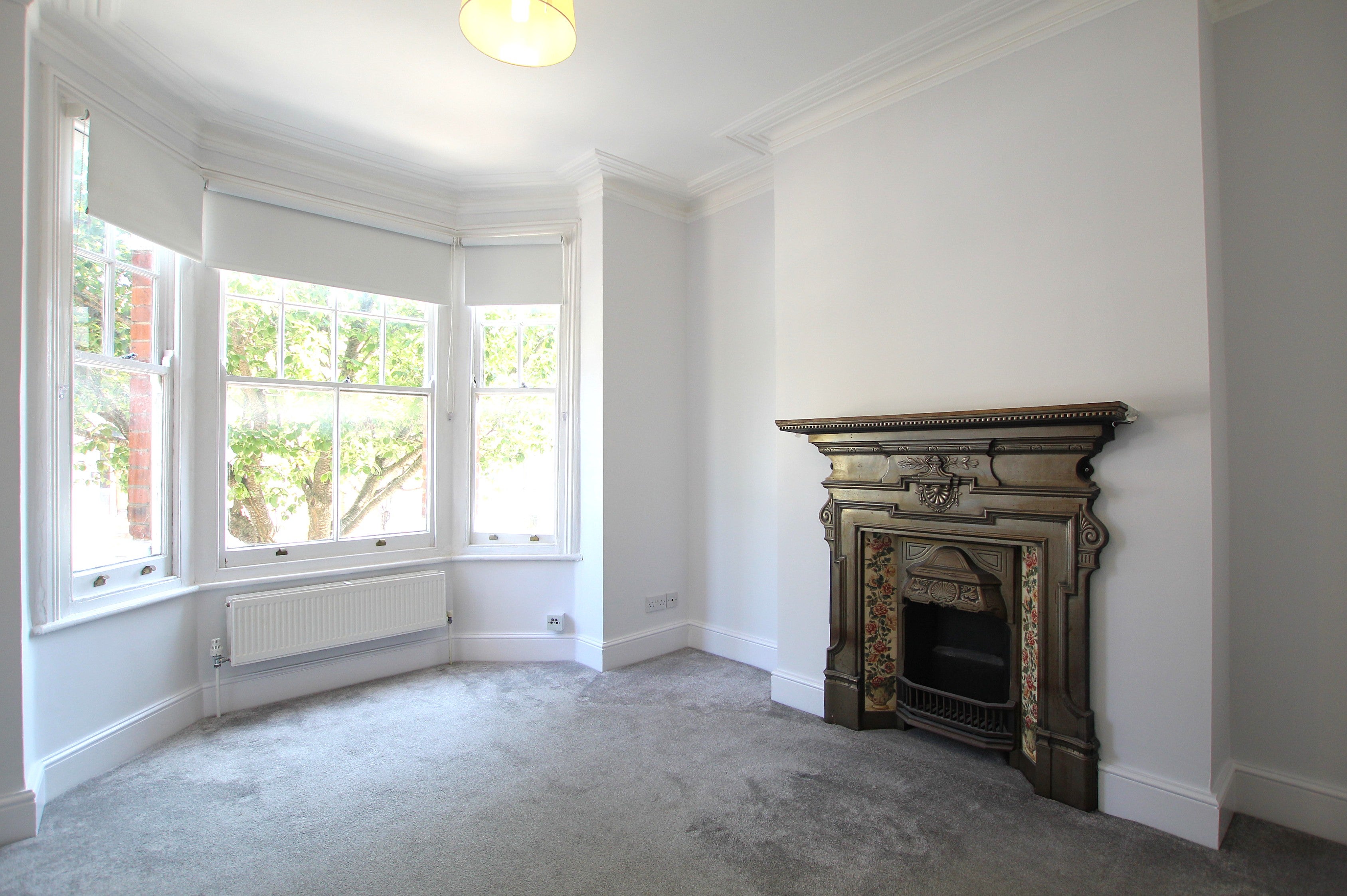 Flat Curwen Road in Greater London
