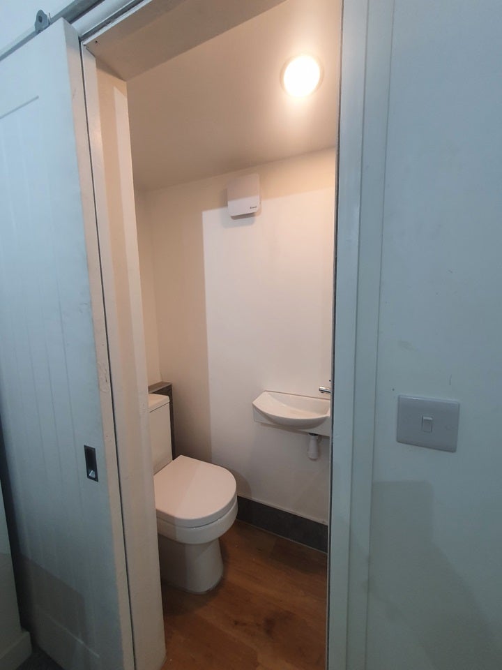 House Ruxley Close in Epsom and Ewell