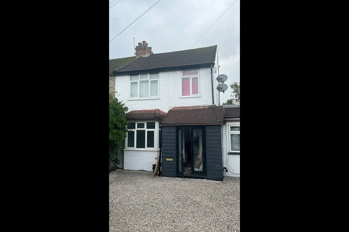 House Ruxley Close in Epsom and Ewell