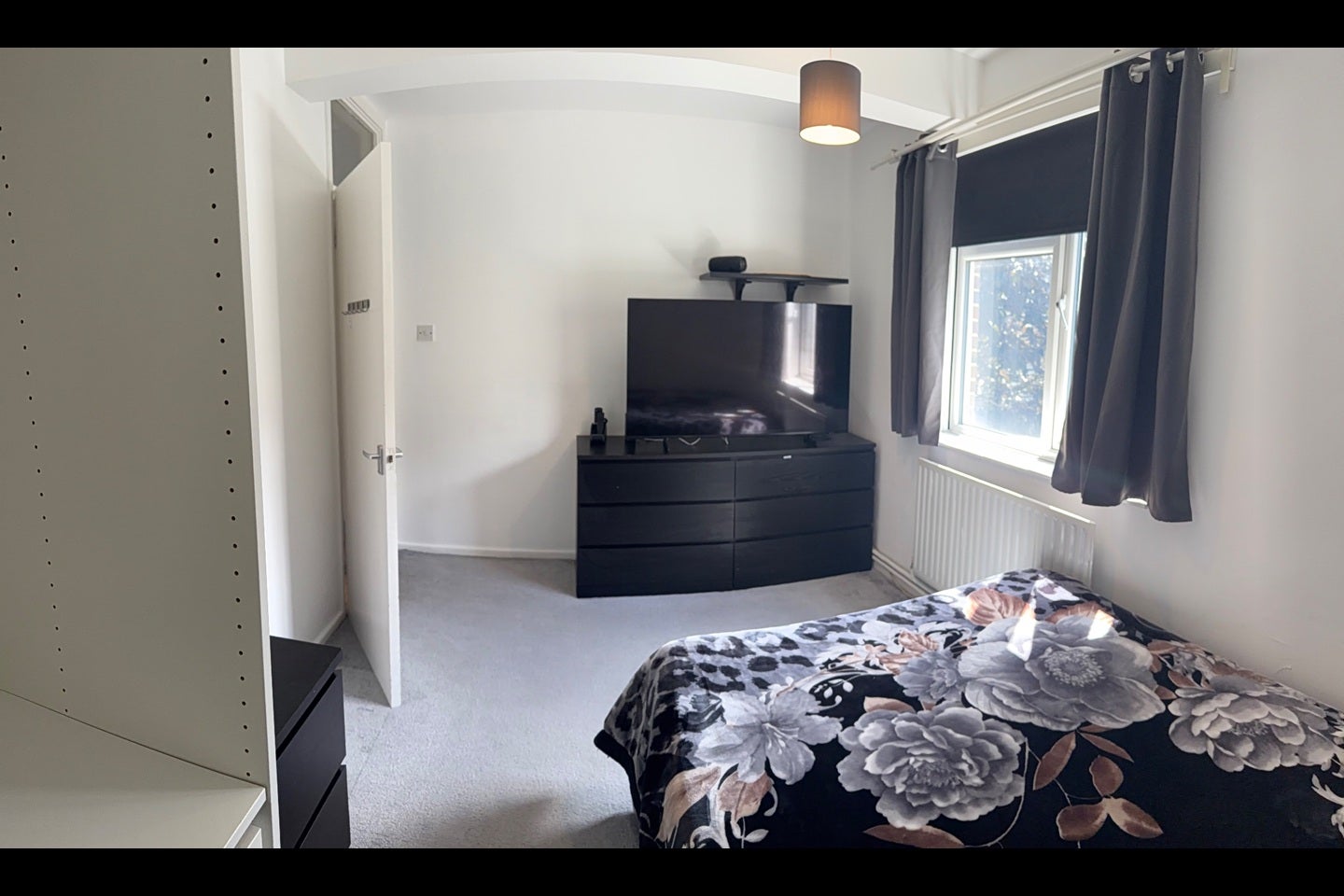 Flat Vermont Road in Greater London