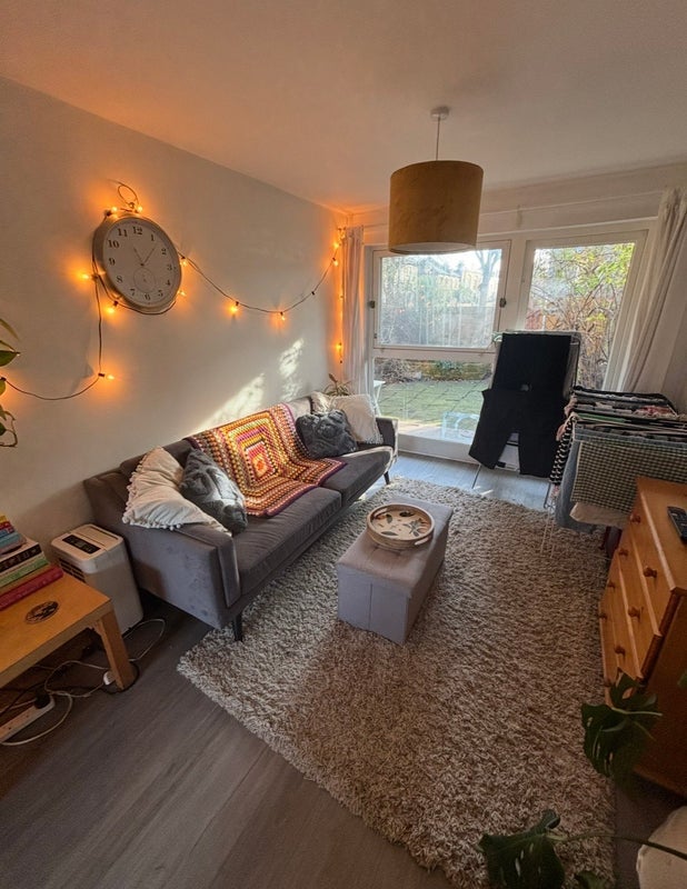 Room East Hill in Greater London