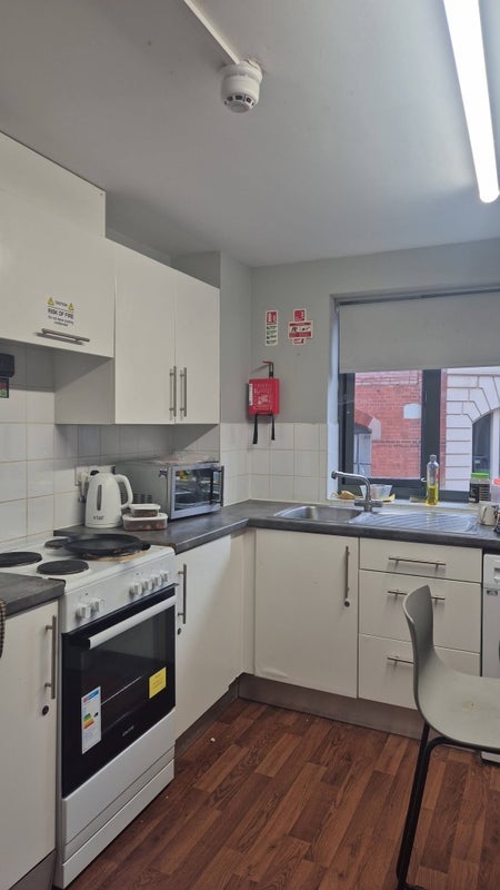 Room Grange Lane in Leicester