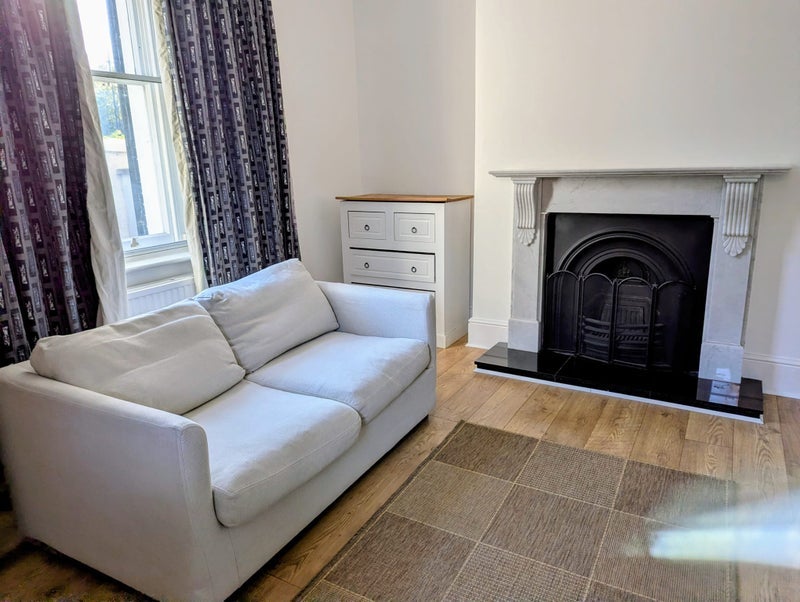 Room Sussex Place in Slough