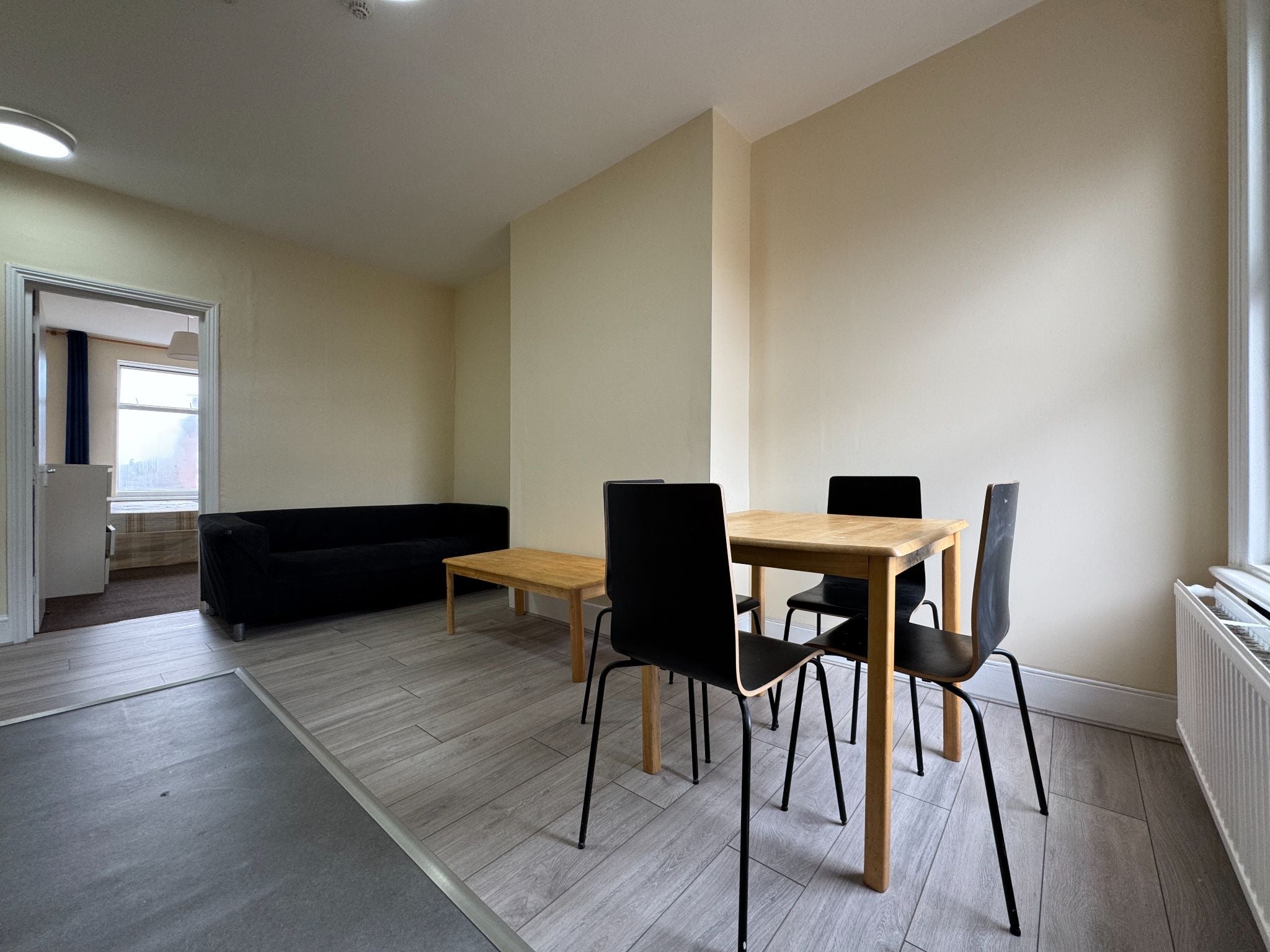 Flat Barningham Way in Greater London