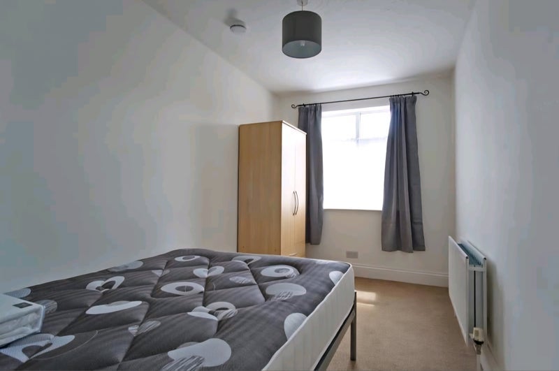 Room Ashton Drive in Bristol