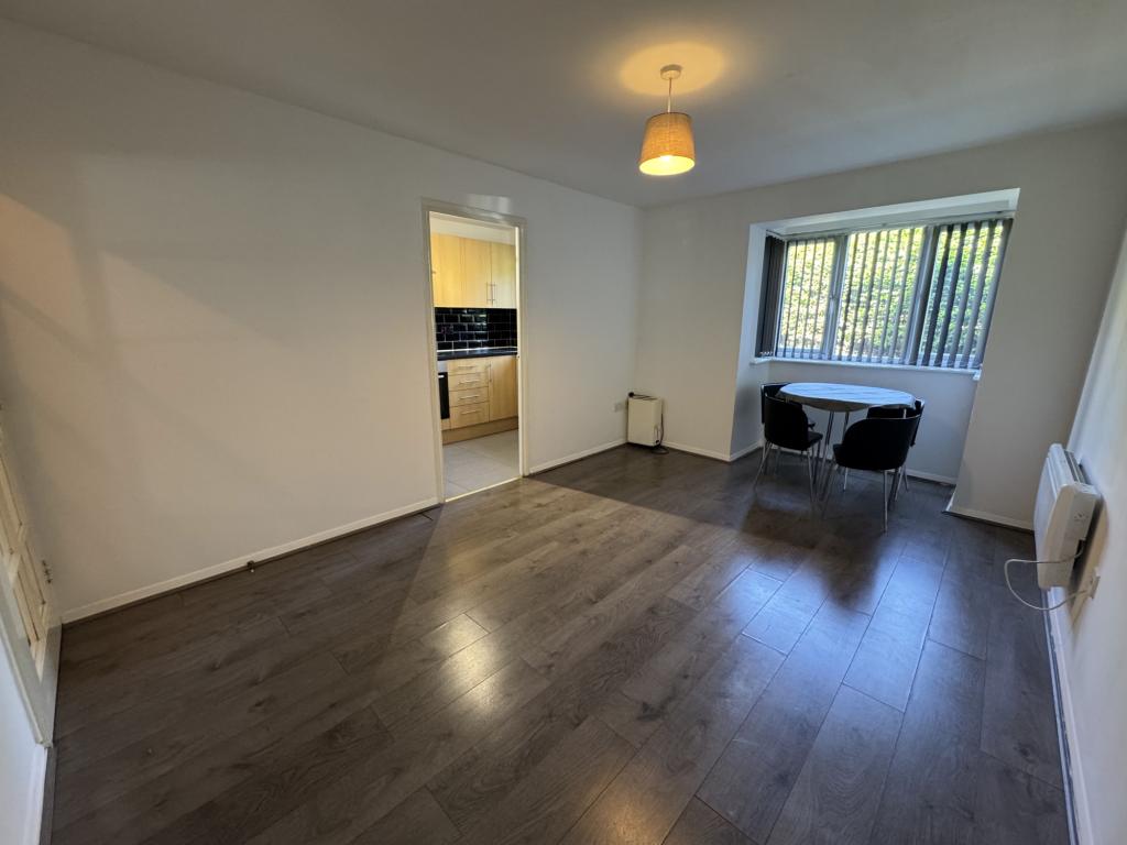 Flat Bream Close in Greater London