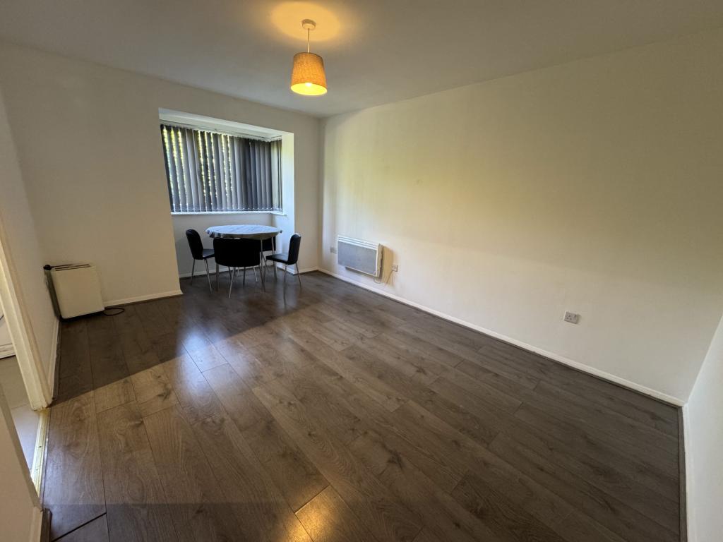 Flat Bream Close in Greater London