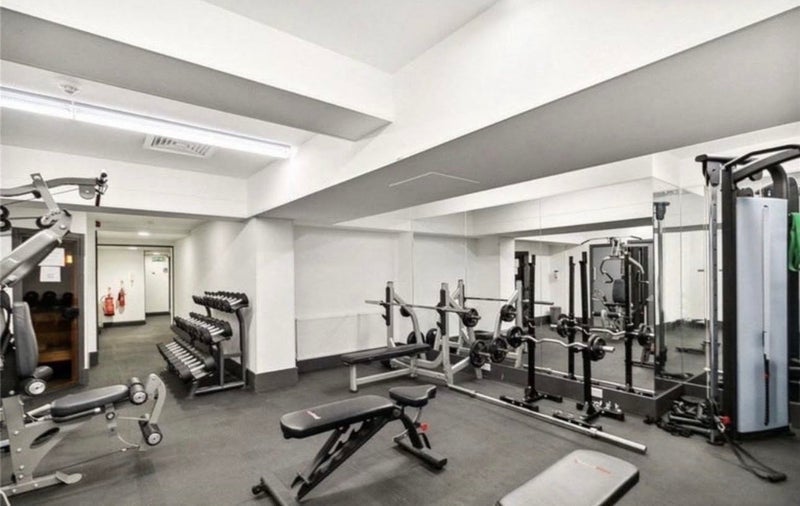 Room Kennington Lane in Greater London