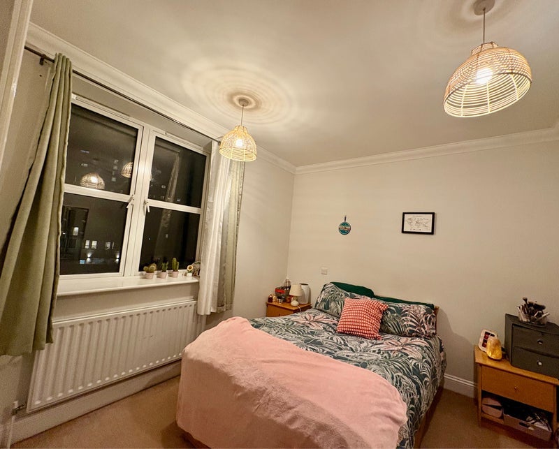 Room Kennington Lane in Greater London