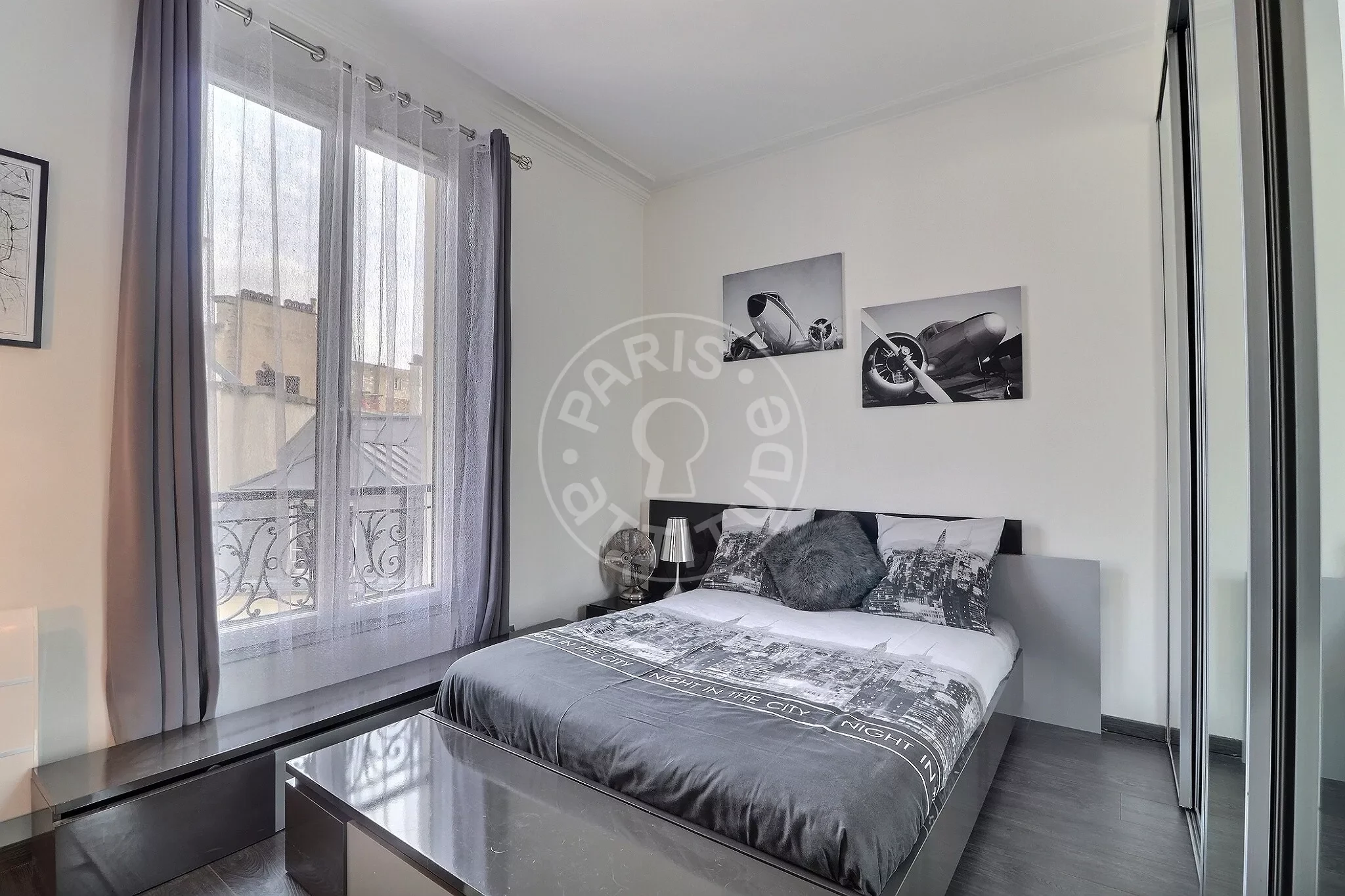 Appartement Rue du Rocher à Paris