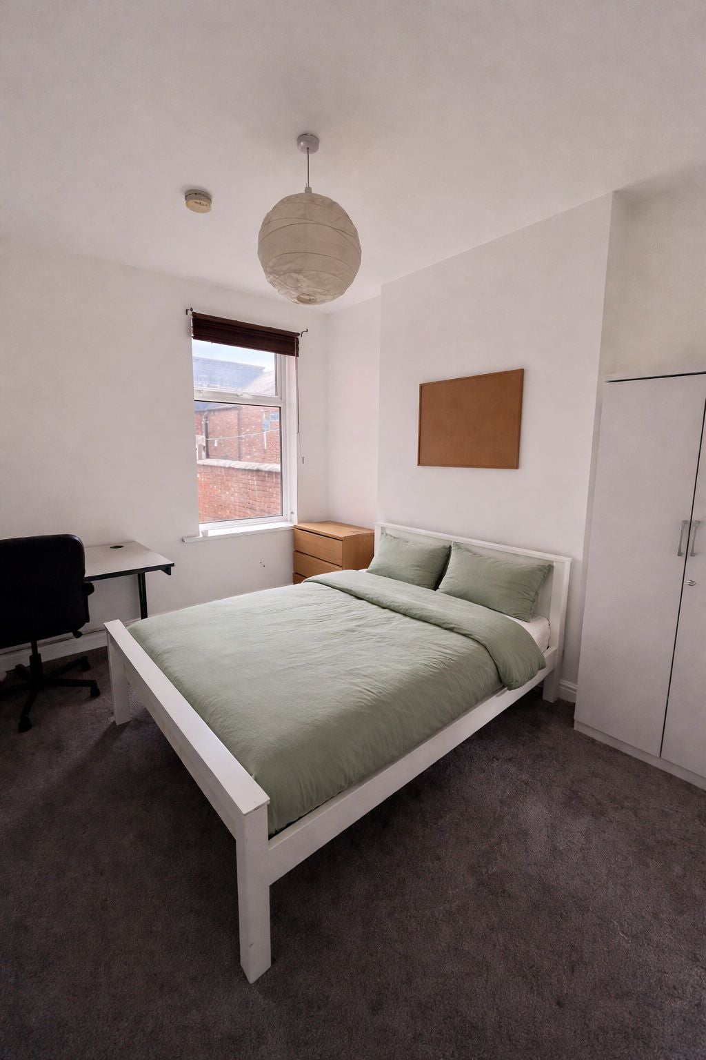House Kimbolton Avenue in Nottingham