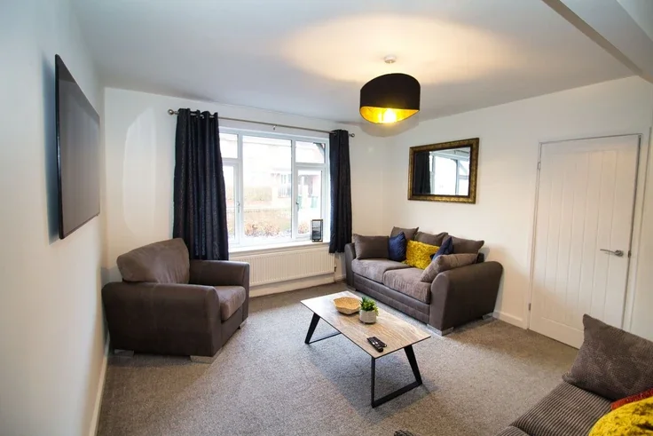 House Thackeray Avenue in Rawmarsh