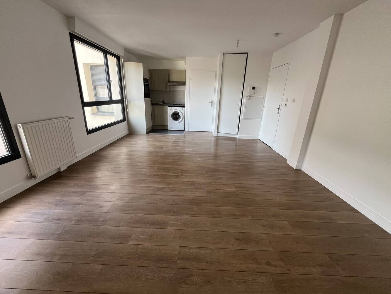 Flat Boulevard Biron in Saint-Ouen-sur-Seine