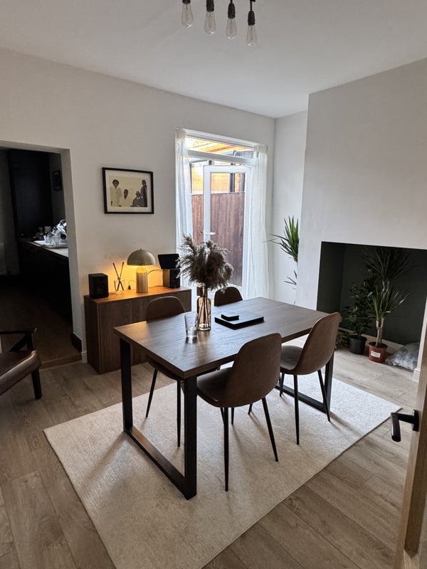 Room Saint Anns Street in Salford