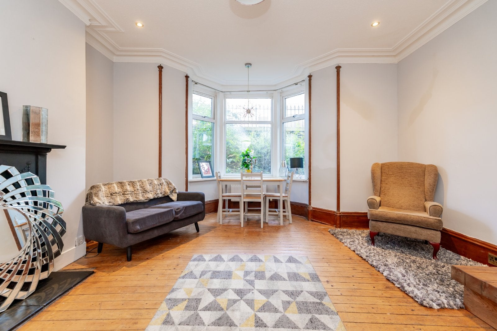 Flat Fonthill Road in Aberdeen City